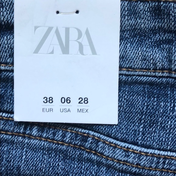 NWT Zara Low Rise Hot Pant Jean Shorts❣️ - Picture 7 of 10